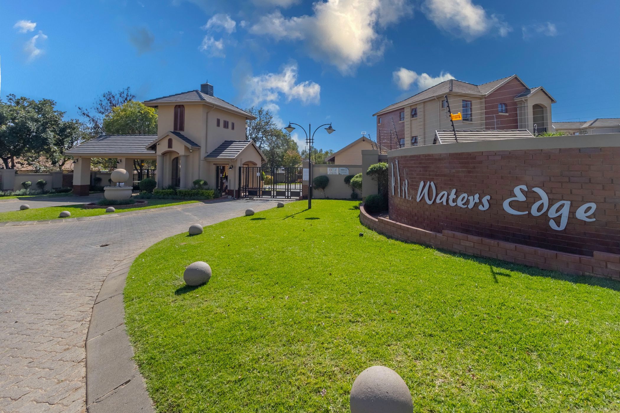 Double-storey apartment for sale in Rynfield - EN1700295