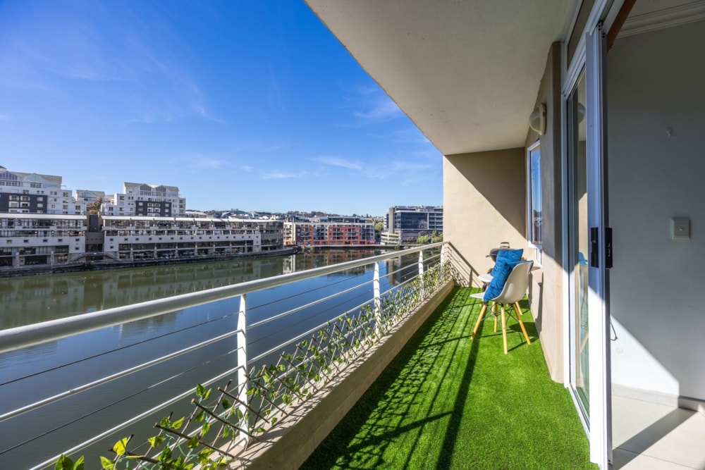 Apartment for sale in Tygervalley Waterfront - DBV1699355