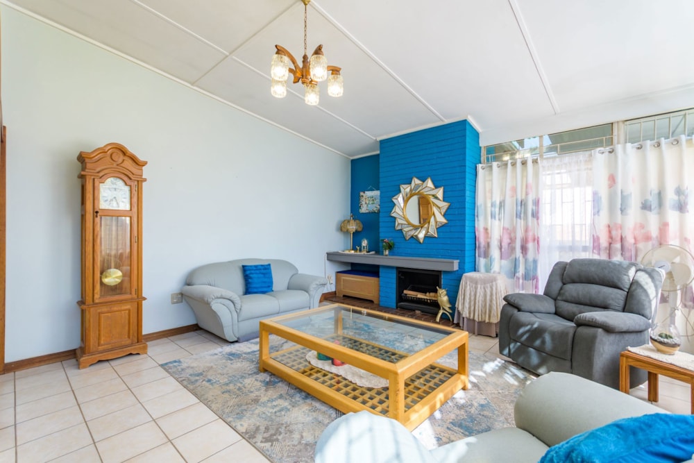 House sold in Farrarmere - EN1700777