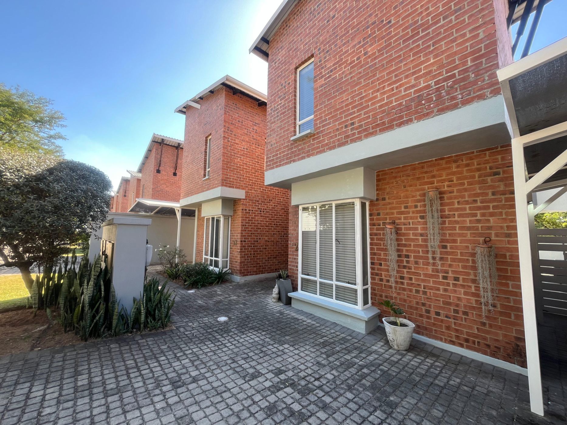 House for sale in Nelspruit (Mbombela) - 1NS1702186