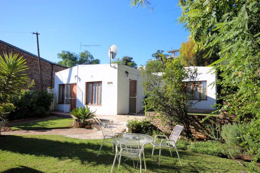 House for sale in Oudtshoorn - 1OU1615215