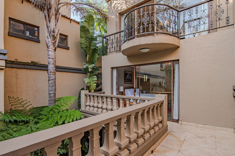 House for sale in Waterkloof, Pretoria East - PT1698868 House for sale in Waterkloof, Pretoria East - PT1698868