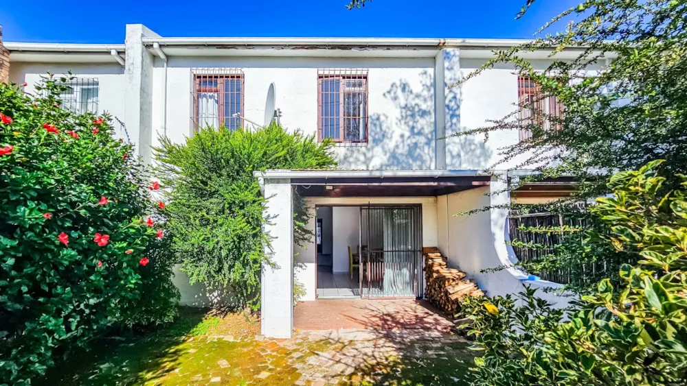 Townhouse let in Esterville - TKL1736794