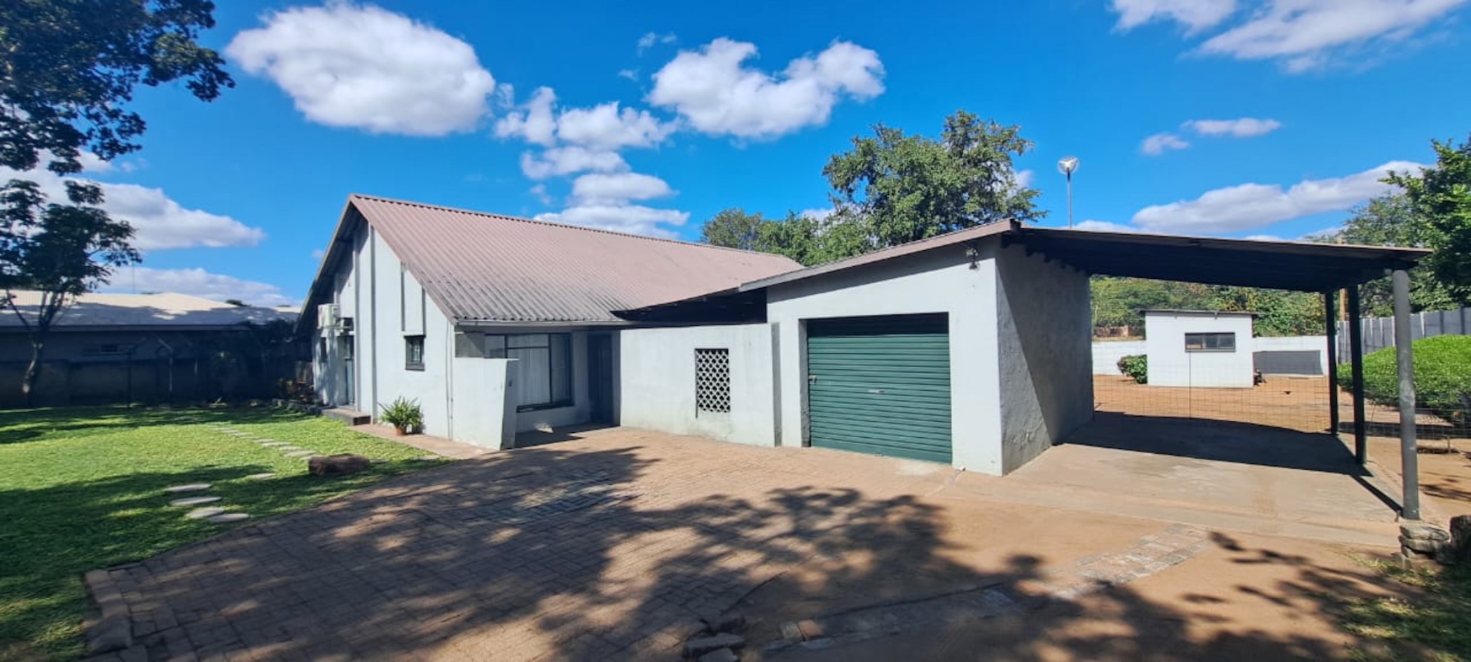 House sold in Phalaborwa - 1PW1700745