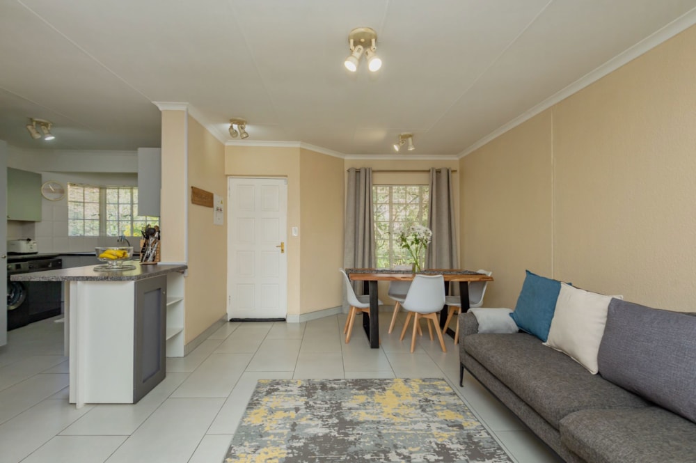 Cluster sold in Thornhill Estate - BED1699449 Cluster sold in Thornhill Estate - BED1699449