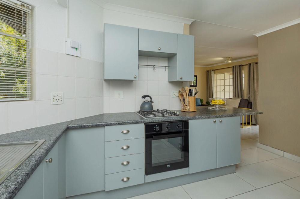 Cluster sold in Thornhill Estate - BED1699449 Cluster sold in Thornhill Estate - BED1699449