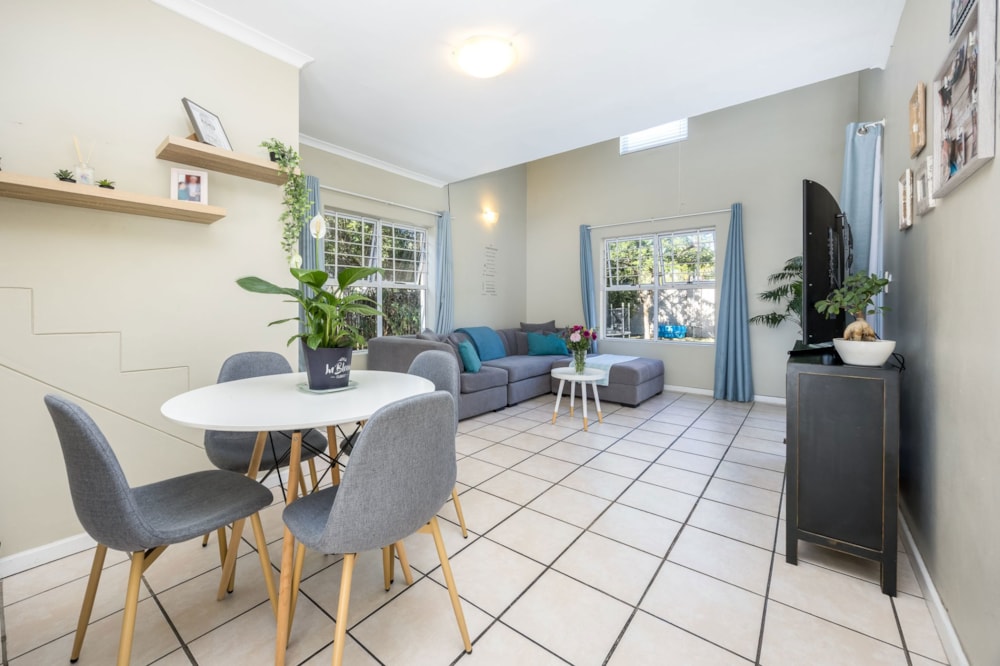 Townhouse sold in Sonstraal Heights - DBV1699445 Townhouse sold in Sonstraal Heights - DBV1699445