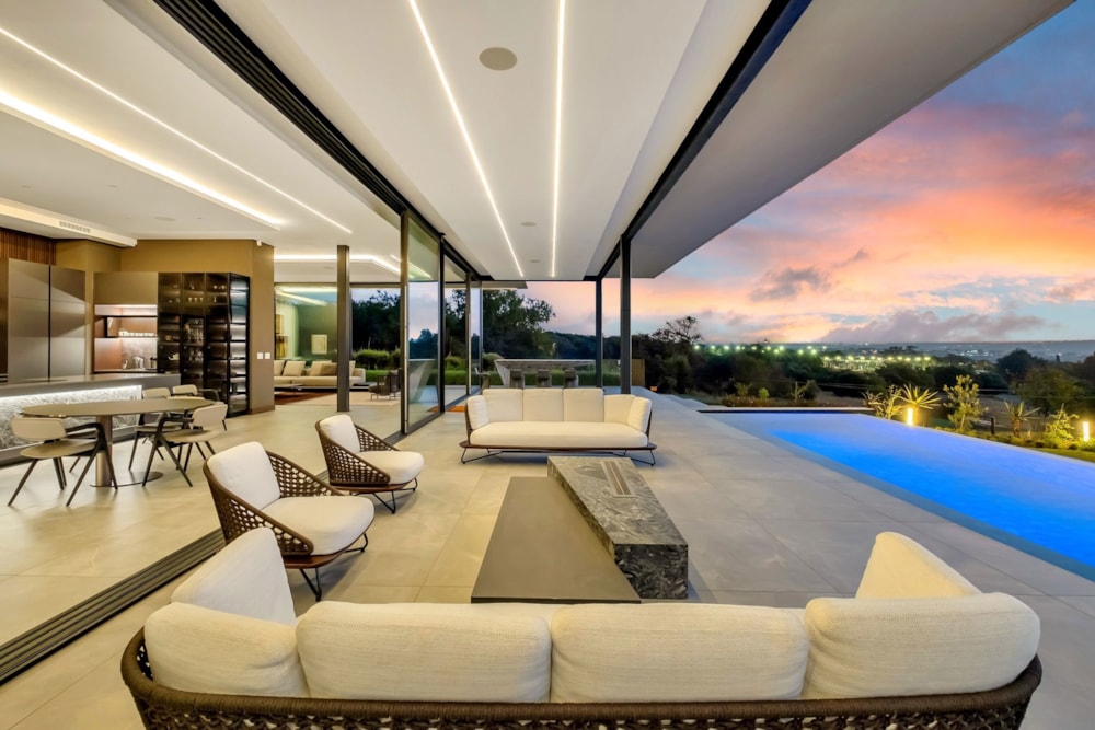 Multi-storey house for sale in Khyber Rock - HP1697759 Multi-storey house for sale in Khyber Rock - HP1697759