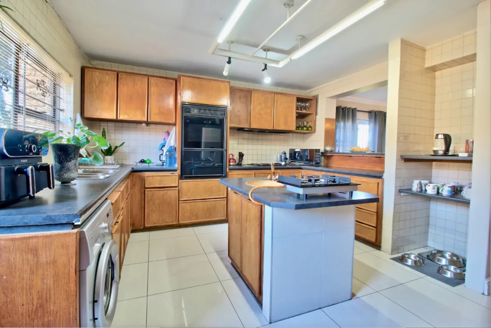 House to rent in Plattekloof - 1PLA1700094 House to rent in Plattekloof - 1PLA1700094