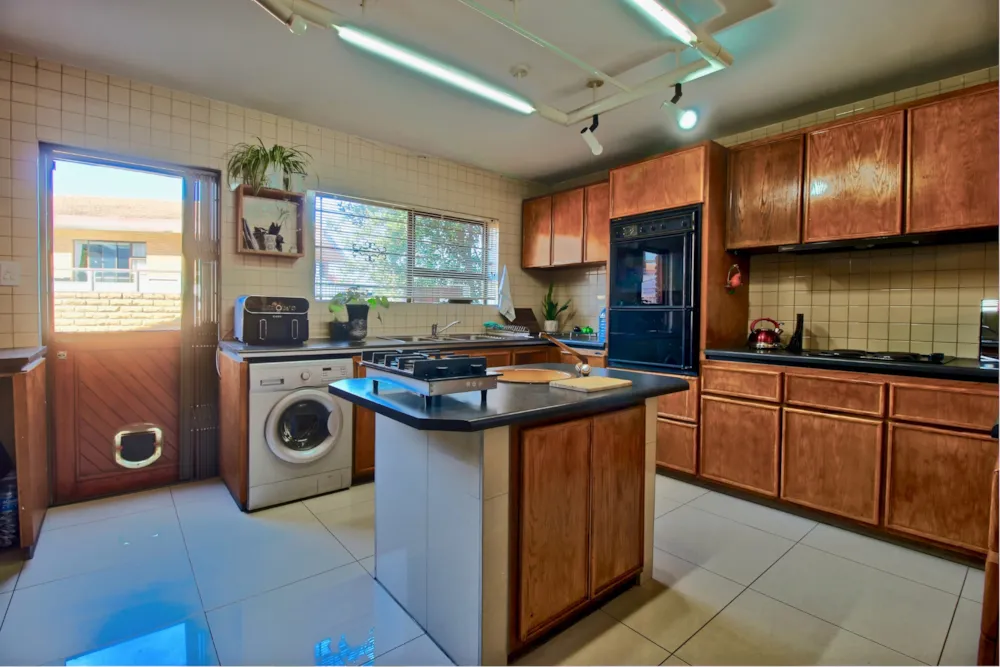 House to rent in Plattekloof - 1PLA1700094 House to rent in Plattekloof - 1PLA1700094