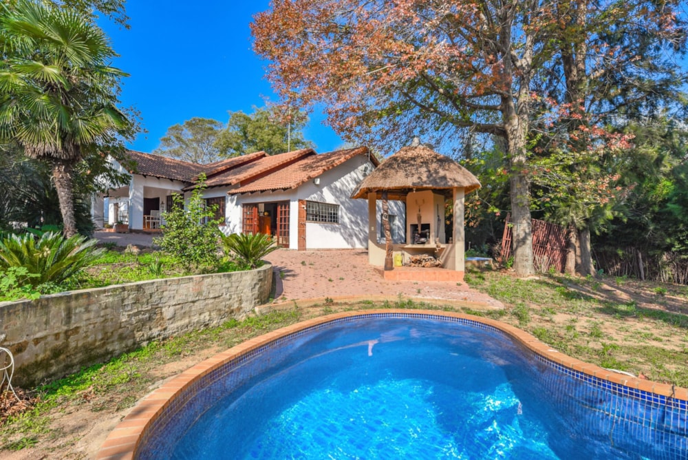 House for sale in Chartwell - FW1700744