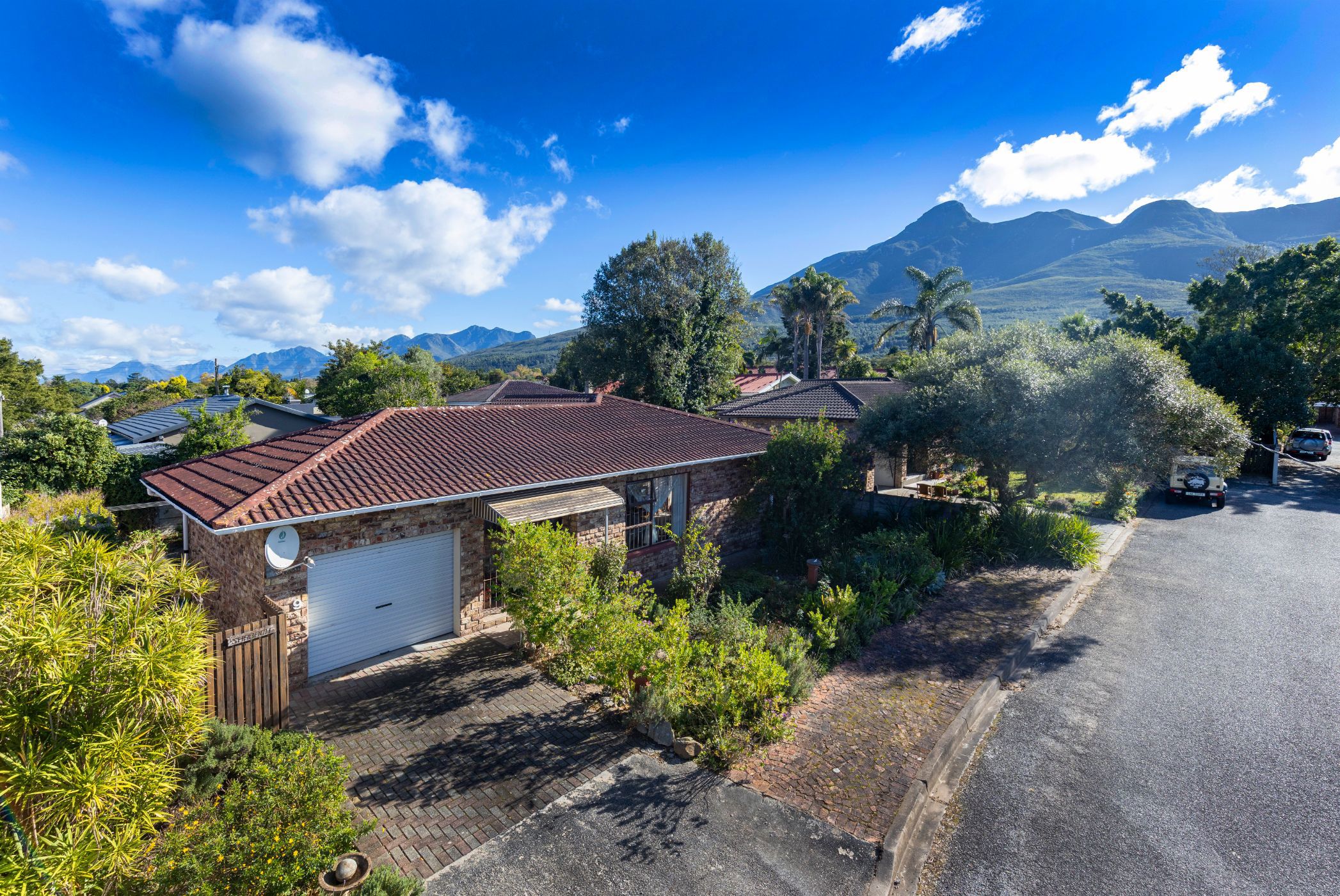 House sold in Denneoord, George - GEO1702649