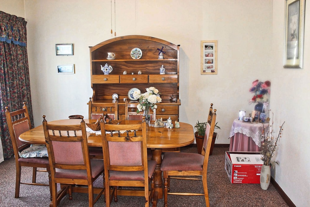 House for sale in Uitenhage (Kariega) - 1UK1701800 House for sale in Uitenhage (Kariega) - 1UK1701800