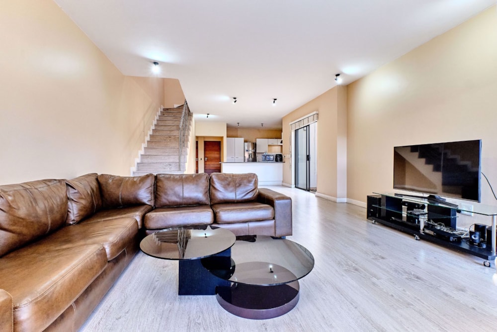 Double-storey cluster let in Bryanston - JBL1699650 Double-storey cluster let in Bryanston - JBL1699650