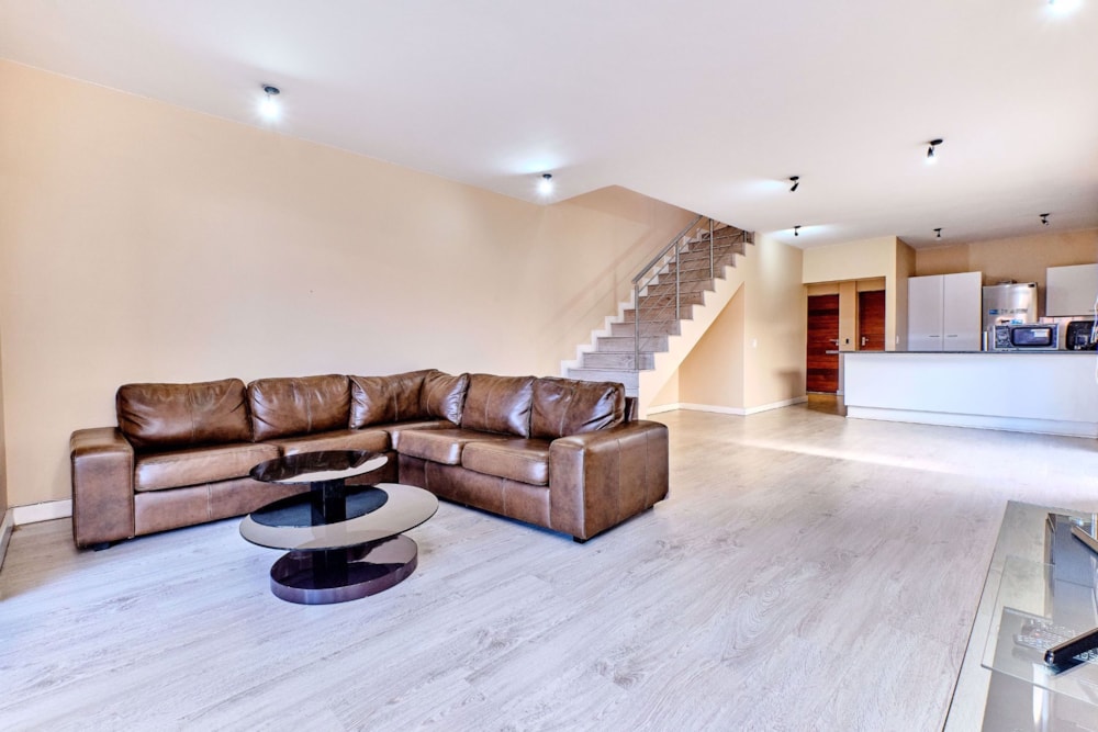 Double-storey cluster let in Bryanston - JBL1699650 Double-storey cluster let in Bryanston - JBL1699650