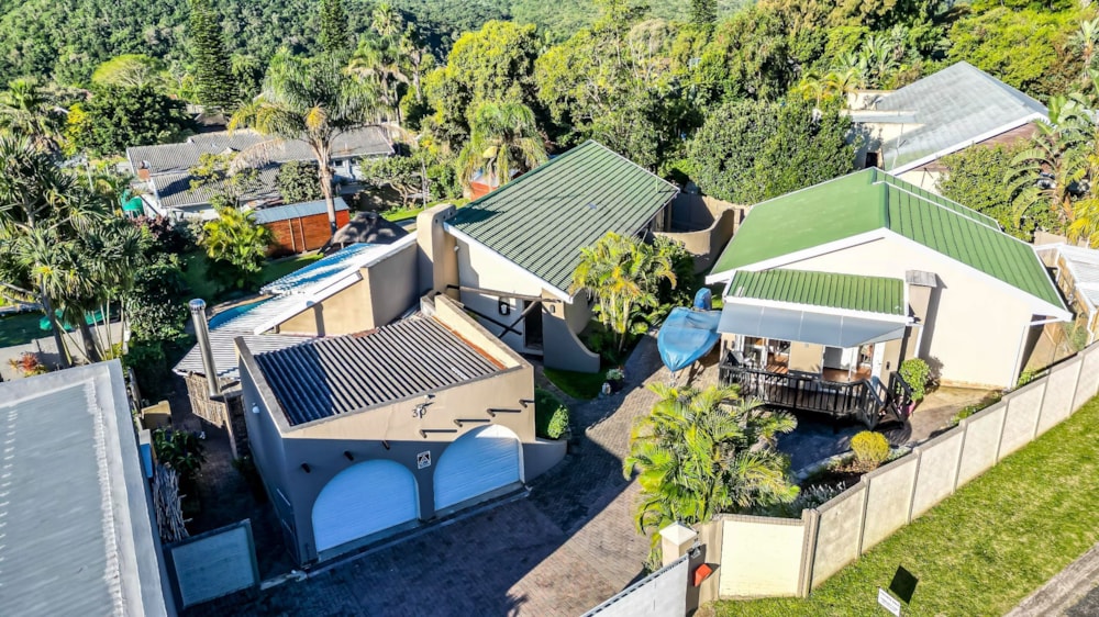 House for sale in Beacon Bay - 1EZ1700833 House for sale in Beacon Bay - 1EZ1700833