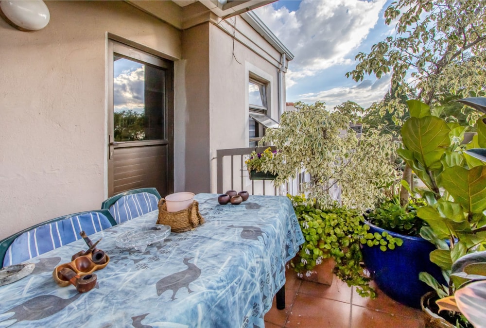 Apartment sold in Oaklands, Johannesburg - HP1698988 Apartment sold in Oaklands, Johannesburg - HP1698988