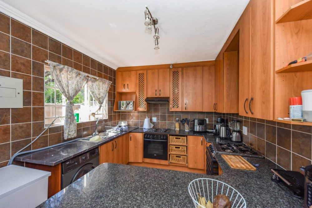 House for sale in North Riding - FW1701332 House for sale in North Riding - FW1701332