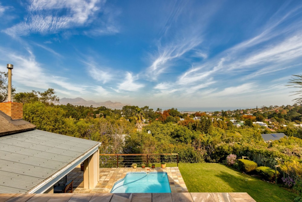 House for sale in Helderberg Estate - SW1701399