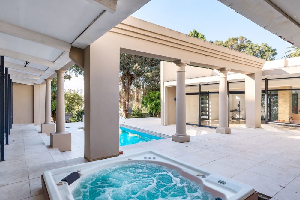 House for sale in Bishopscourt - KW1702141 House for sale in Bishopscourt - KW1702141