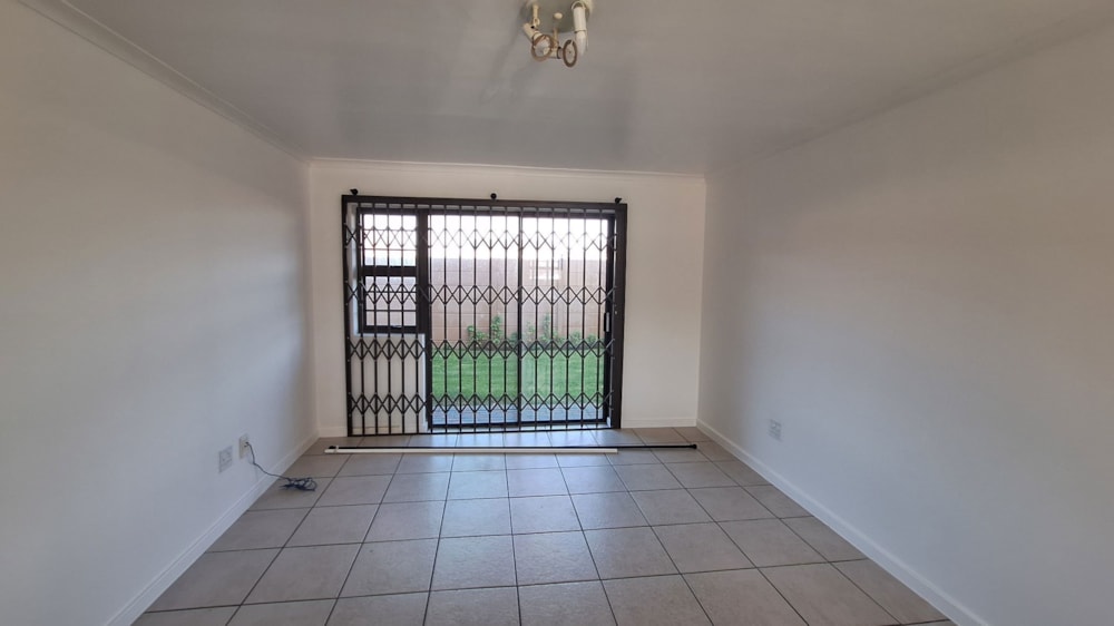 Apartment let in Sea Breeze - SWL1705922 Apartment let in Sea Breeze - SWL1705922