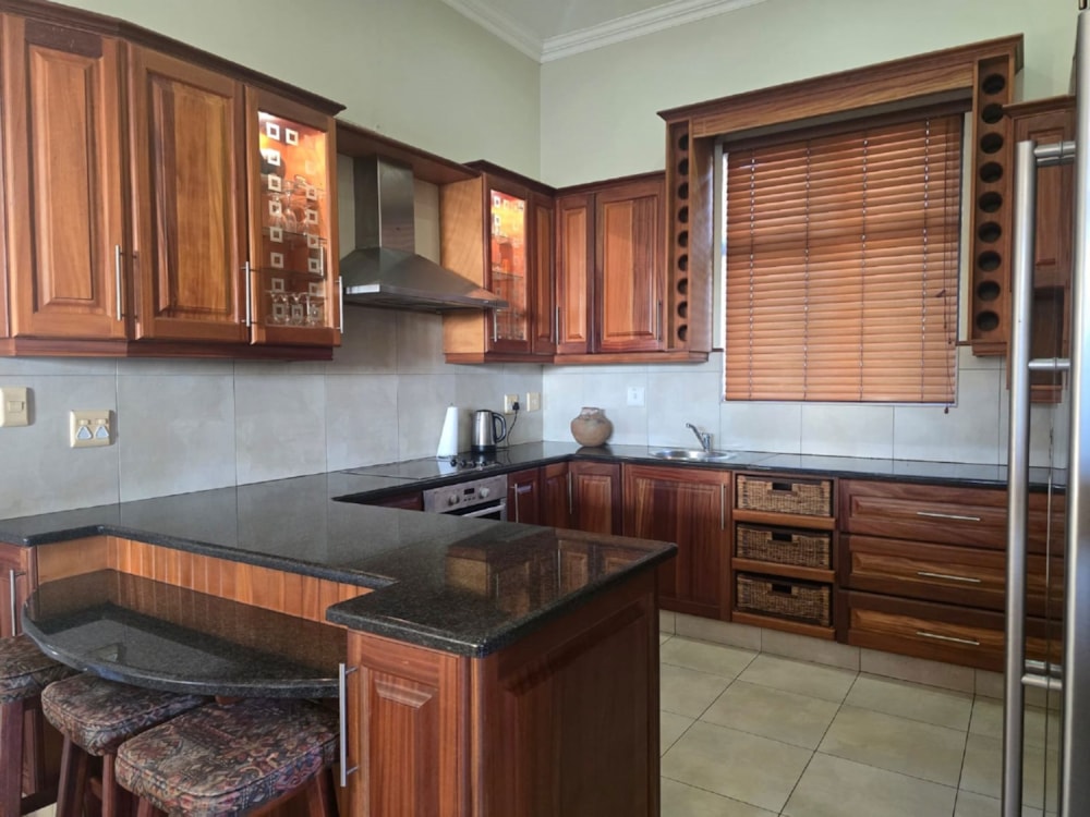 Double-storey apartment for sale in Meer en See - 1RY1700340