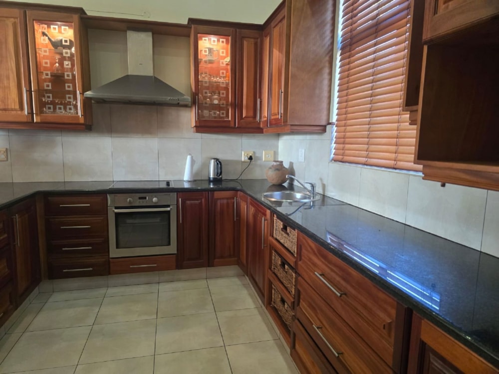 Double-storey apartment for sale in Meer en See - 1RY1700340