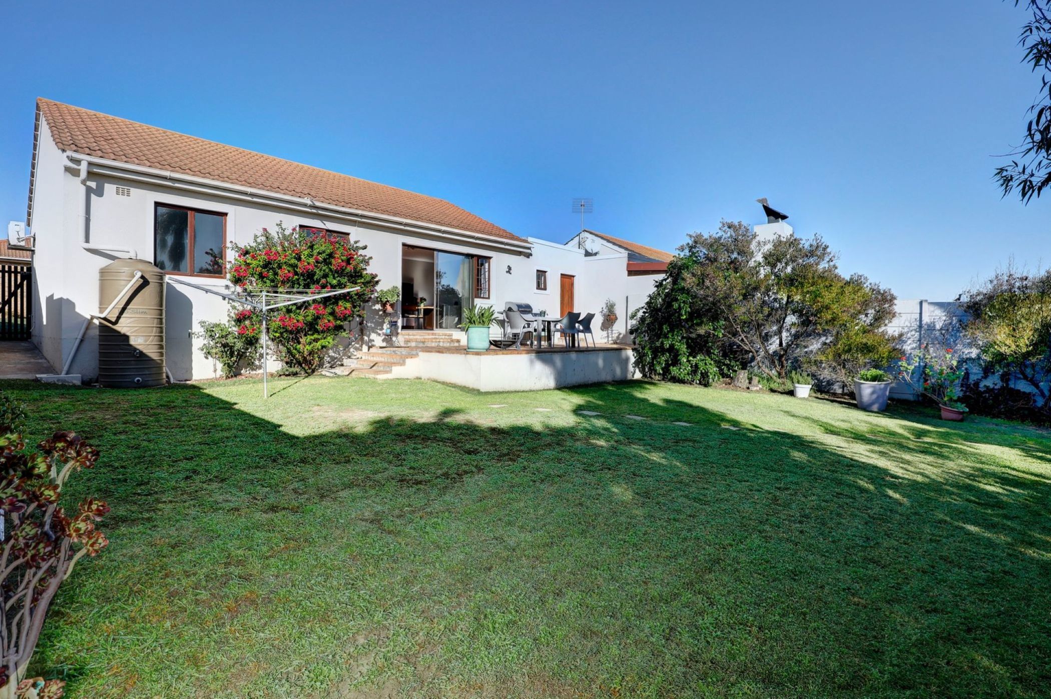 House to rent in Uitzicht, Durbanville - NSL1741503
