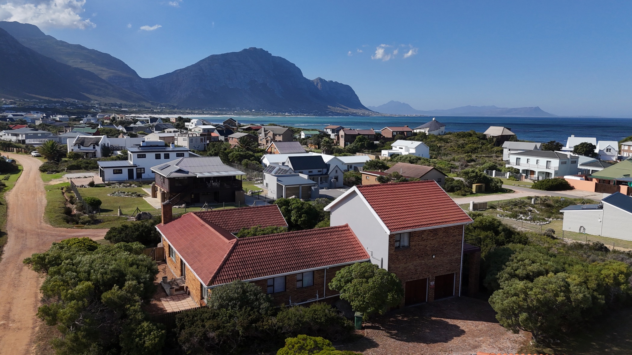 House sold in Bettys Bay - KN1698863