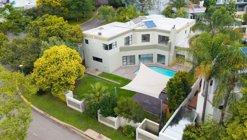 House for sale in Dainfern Golf Estate - FW1696406 House for sale in Dainfern Golf Estate - FW1696406