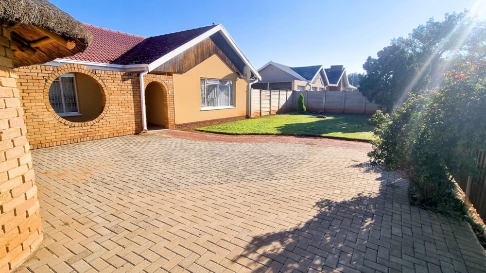 House for sale in Generaal de Wet - 1BX1699575 House for sale in Generaal de Wet - 1BX1699575