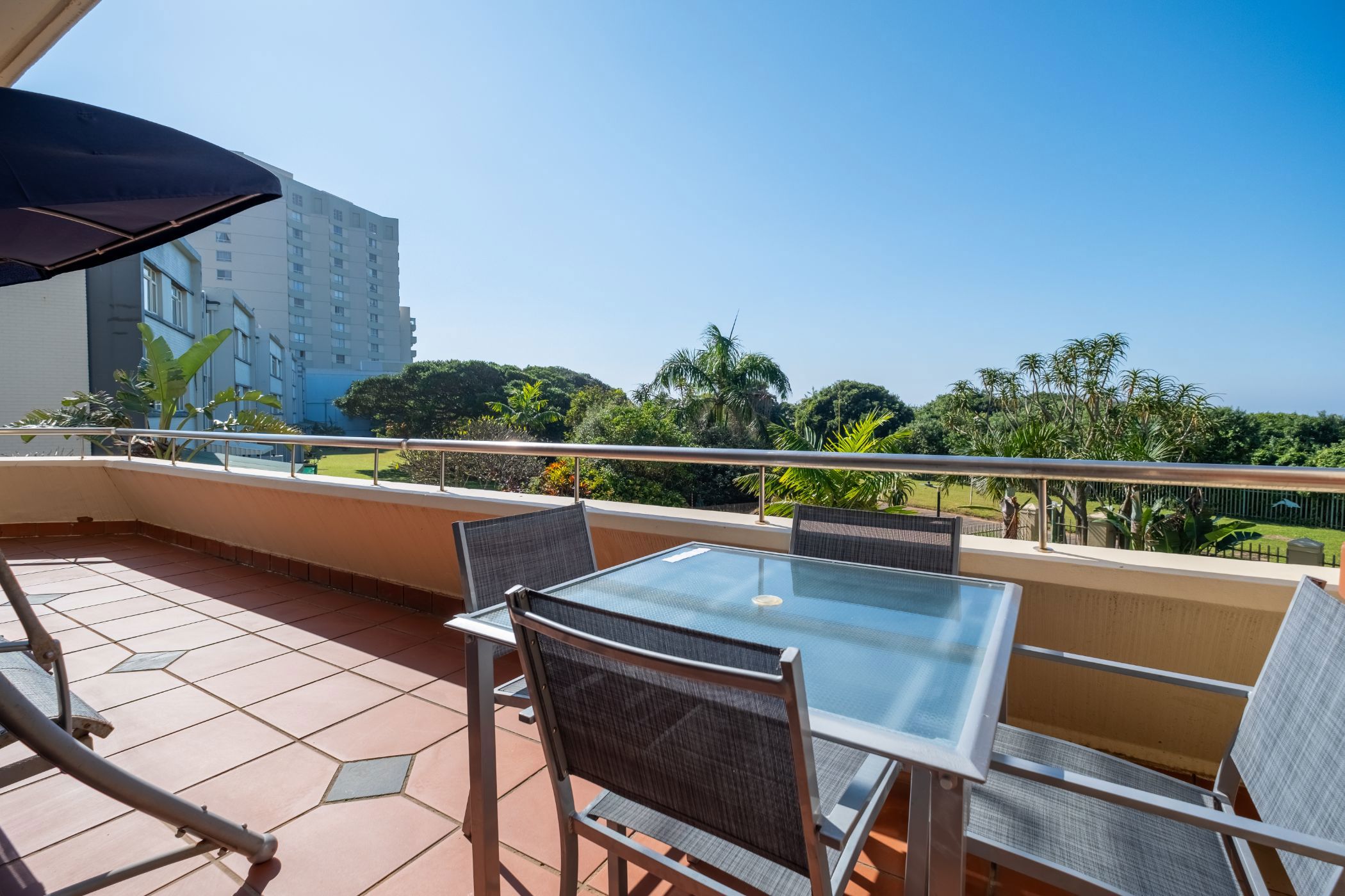 Apartment for sale in Amanzimtoti - 1WB1622551