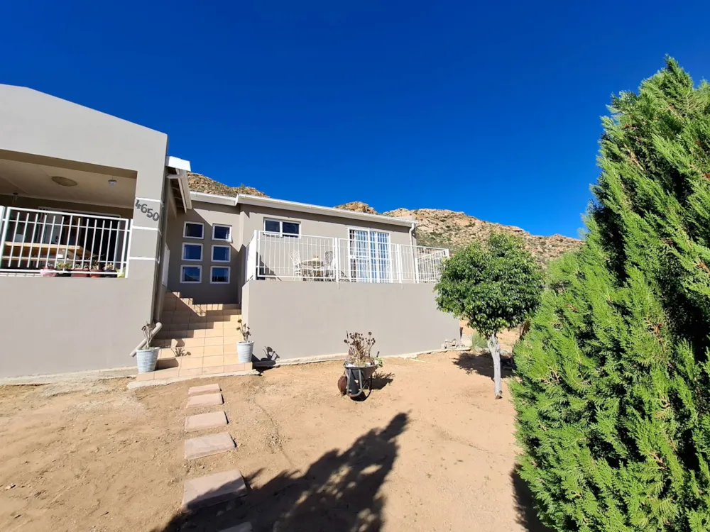 House let in Springbok - 1NA1737316 House let in Springbok - 1NA1737316