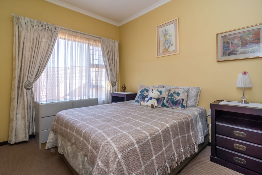 Apartment sold in Featherbrooke Hills Retirement Village - 1KR1701721 Apartment sold in Featherbrooke Hills Retirement Village - 1KR1701721