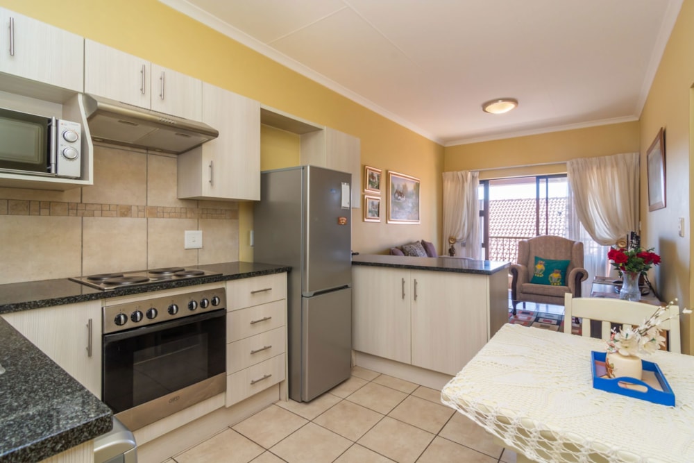 Apartment sold in Featherbrooke Hills Retirement Village - 1KR1701721 Apartment sold in Featherbrooke Hills Retirement Village - 1KR1701721