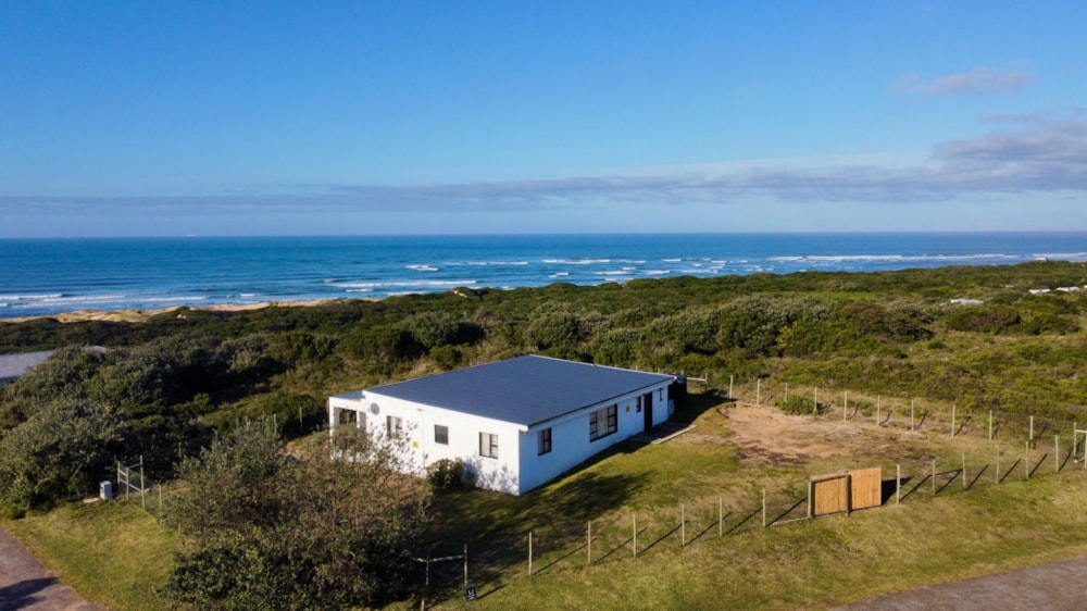 Beach bungalow for sale in Cannon Rocks - 1KO1703432 Beach bungalow for sale in Cannon Rocks - 1KO1703432