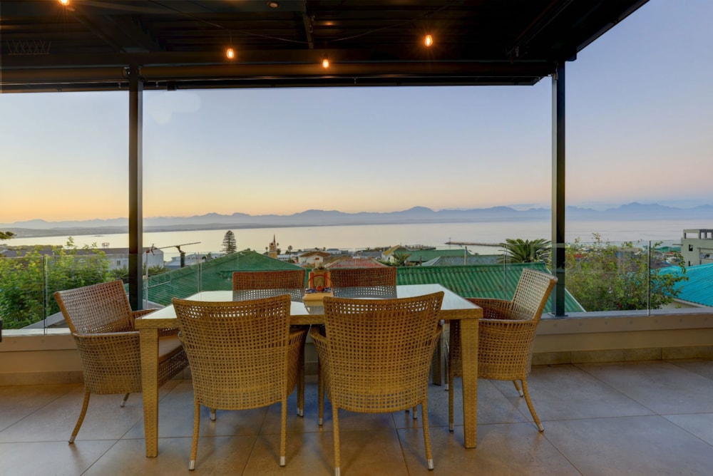 House for sale in Mossel Bay Central - 1MB1696585 House for sale in Mossel Bay Central - 1MB1696585