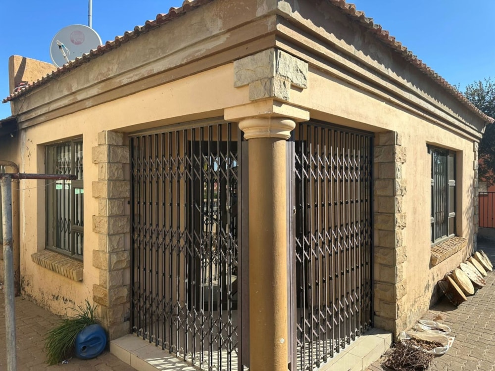 House for sale in Bloemanda - 1BX1700802