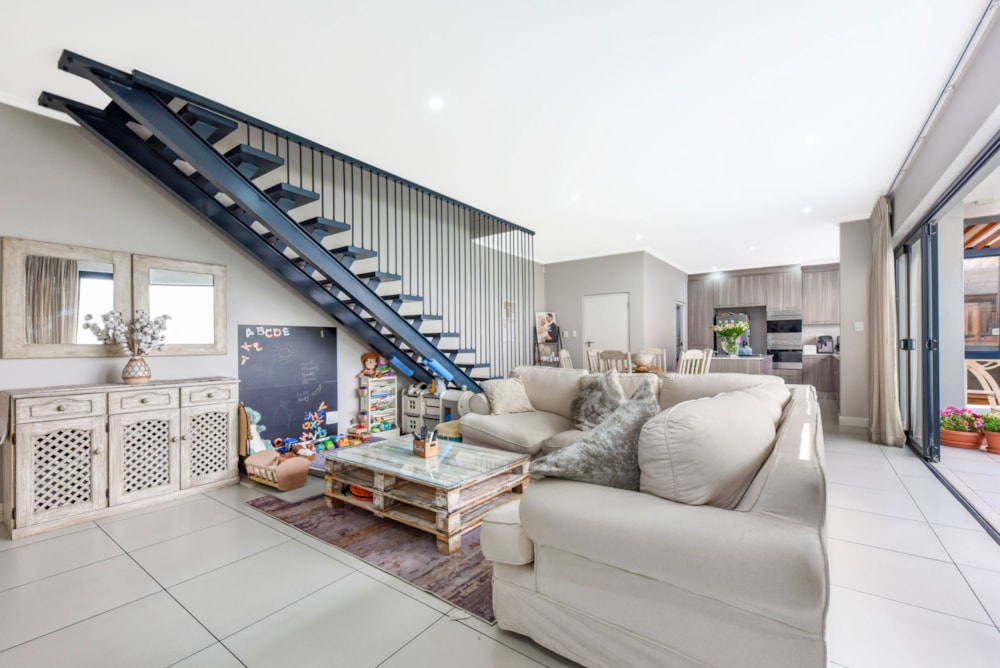 Townhouse for sale in Sandown, Sandton - HP1700706 Townhouse for sale in Sandown, Sandton - HP1700706