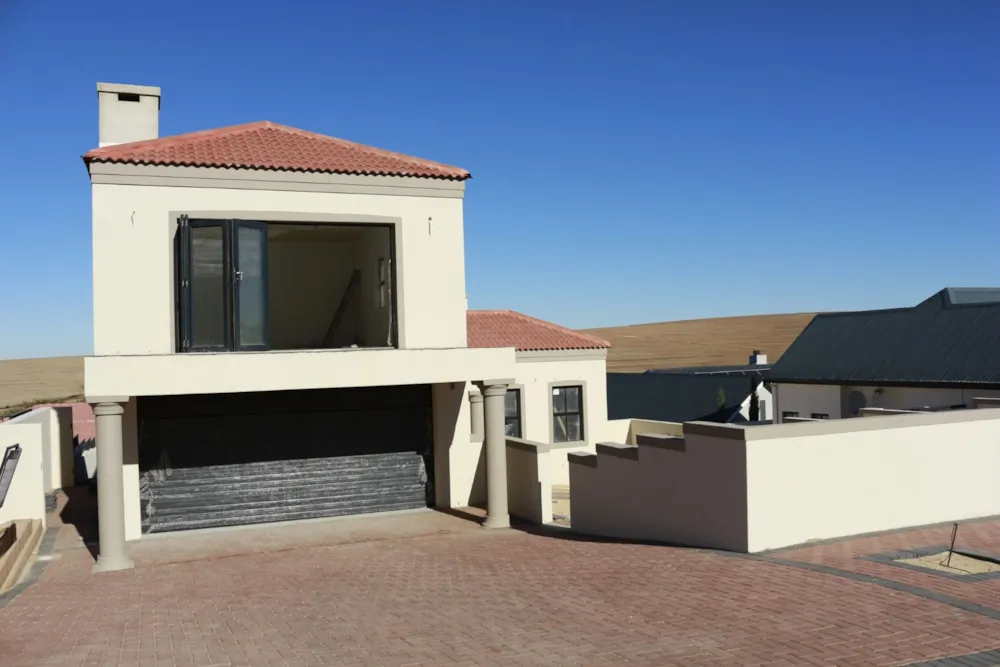Multi-storey house let in Malmesbury - 1SJ1699380 Multi-storey house let in Malmesbury - 1SJ1699380