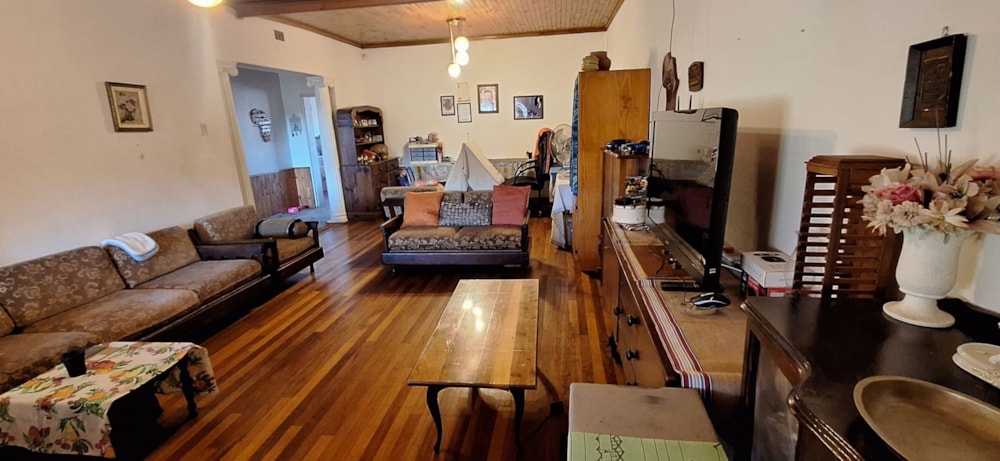 House sold in Oudtshoorn Central - 1OU1700111 House sold in Oudtshoorn Central - 1OU1700111