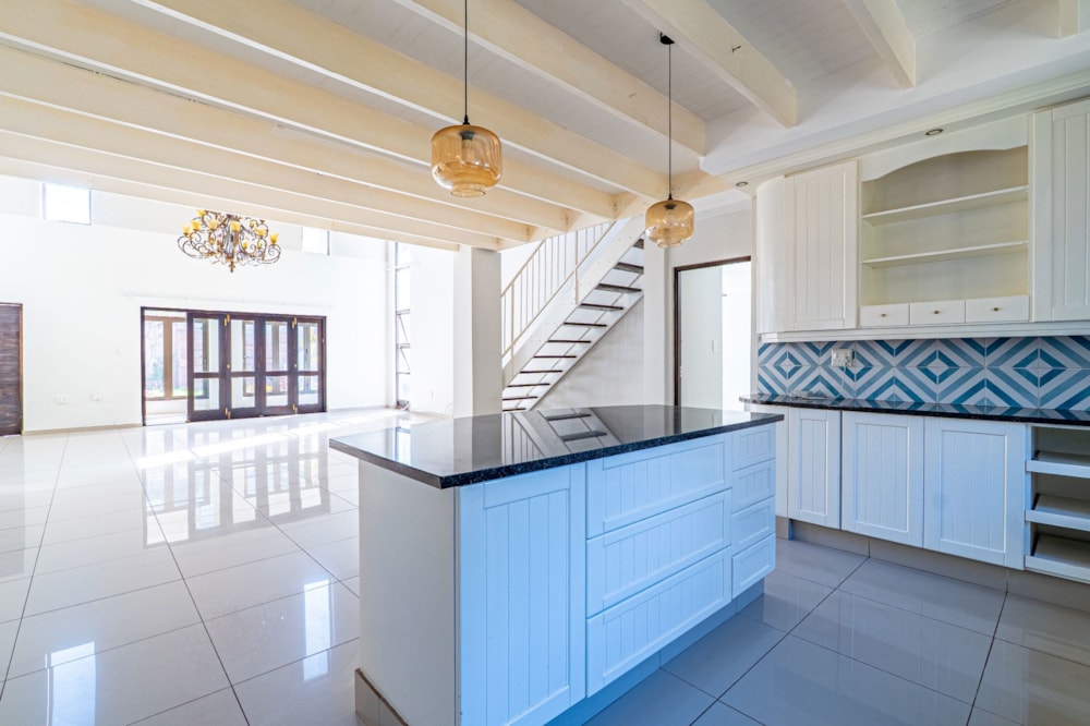 House for sale in Kyalami Glen - MR1702038 House for sale in Kyalami Glen - MR1702038