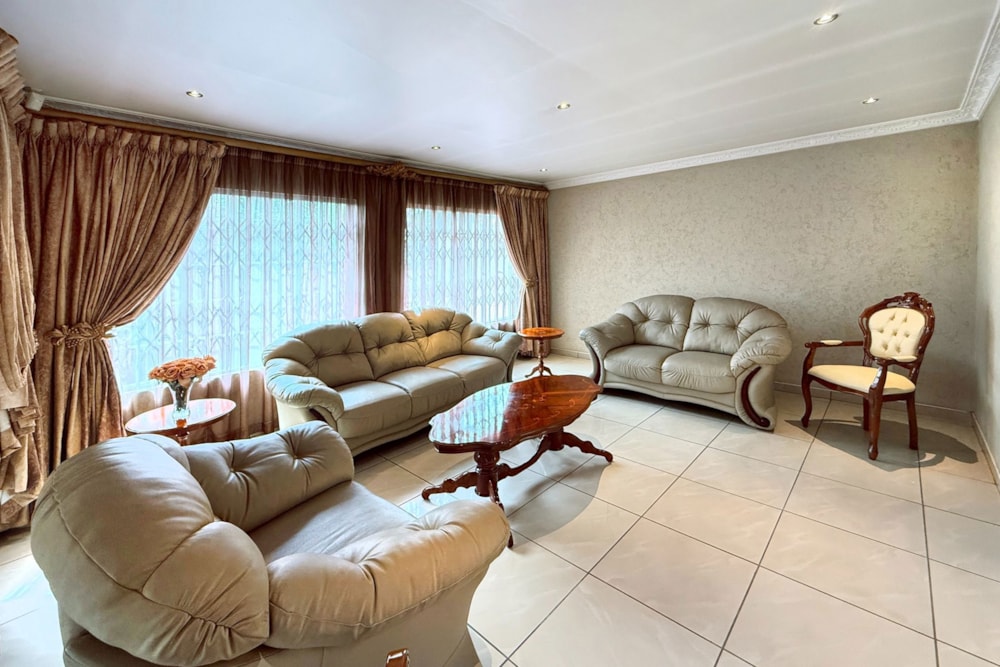 House for sale in Country View, Midrand - MR1699476 House for sale in Country View, Midrand - MR1699476