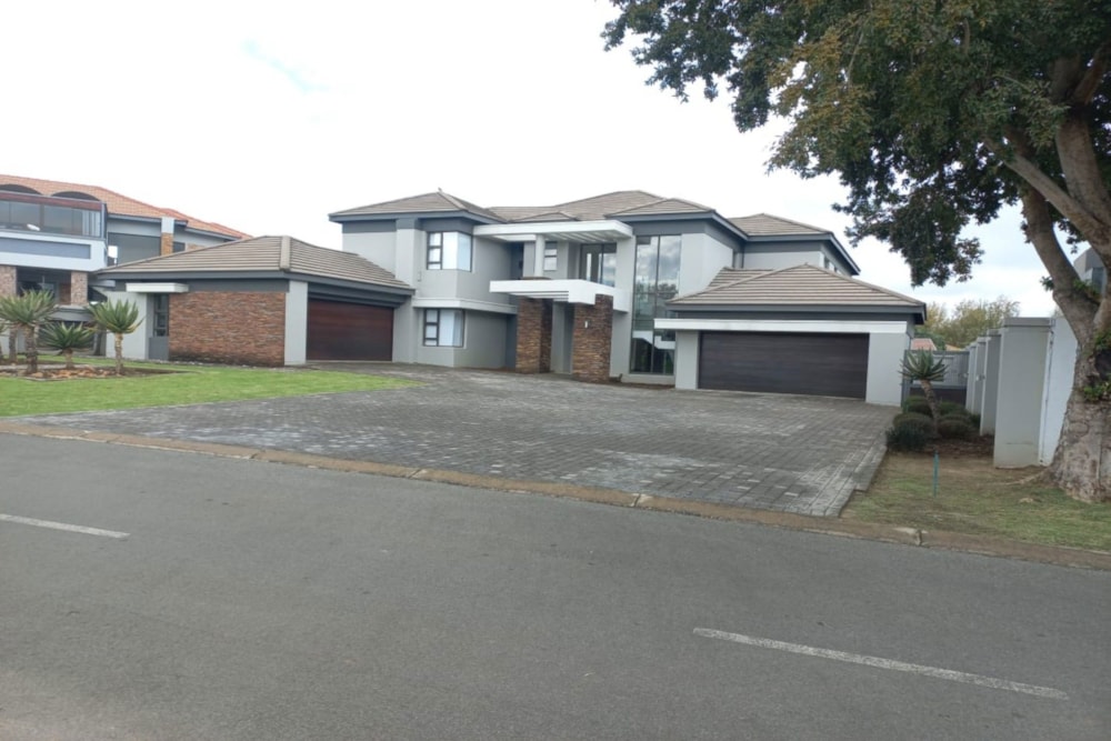 House for sale in Helderwyk Estate - 1BJ1702521 House for sale in Helderwyk Estate - 1BJ1702521