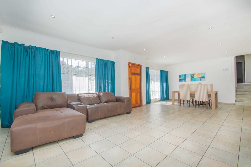 House for sale in Kenmare - 1KR1708163 House for sale in Kenmare - 1KR1708163