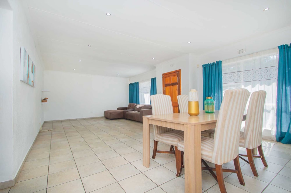 House for sale in Kenmare - 1KR1708163 House for sale in Kenmare - 1KR1708163