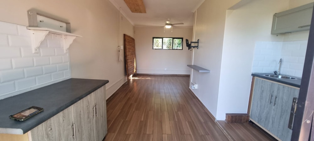 Garden cottage let in Kloof - 1KF1687100
