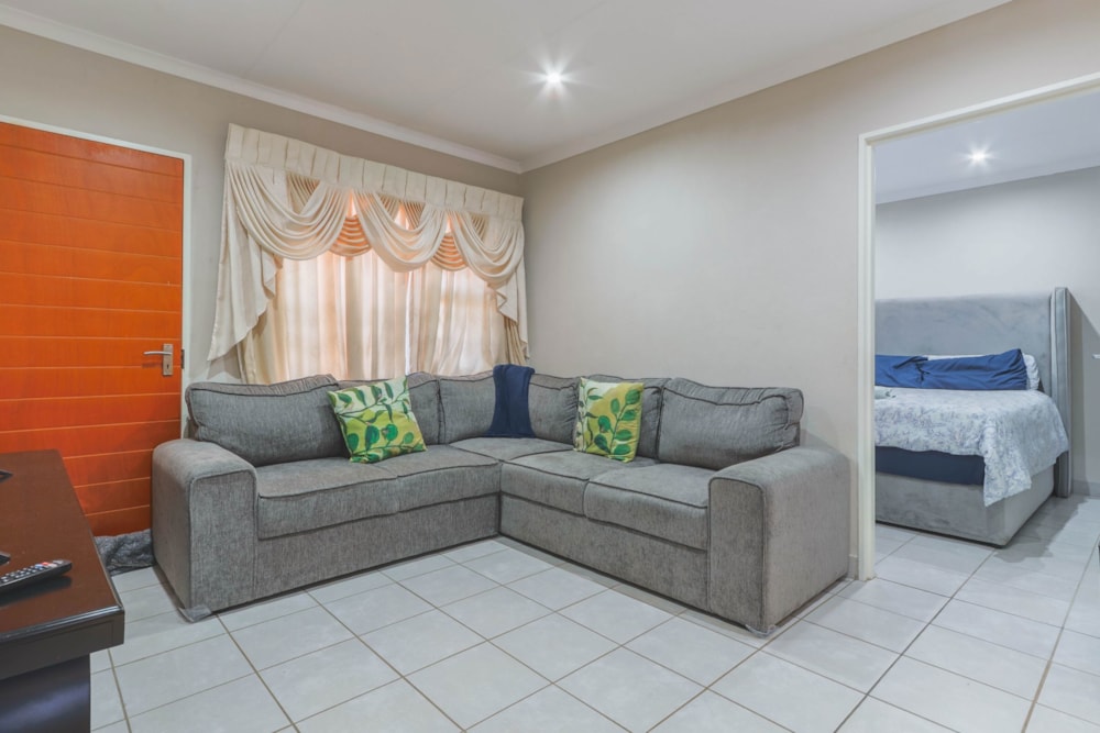 Townhouse for sale in Dawn Park - BOK1701656