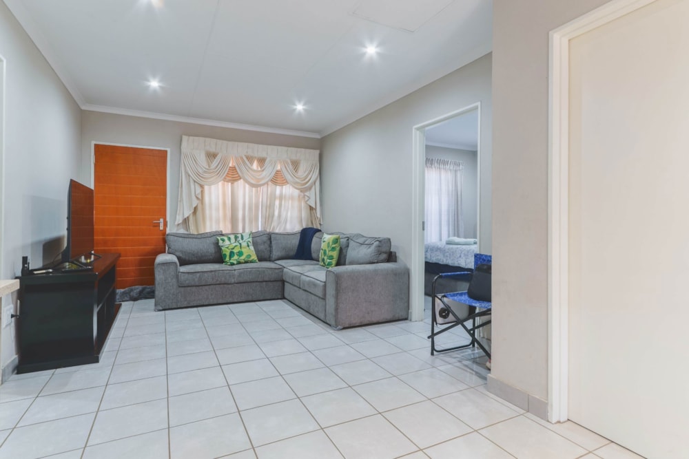 Townhouse for sale in Dawn Park - BOK1701656 Townhouse for sale in Dawn Park - BOK1701656