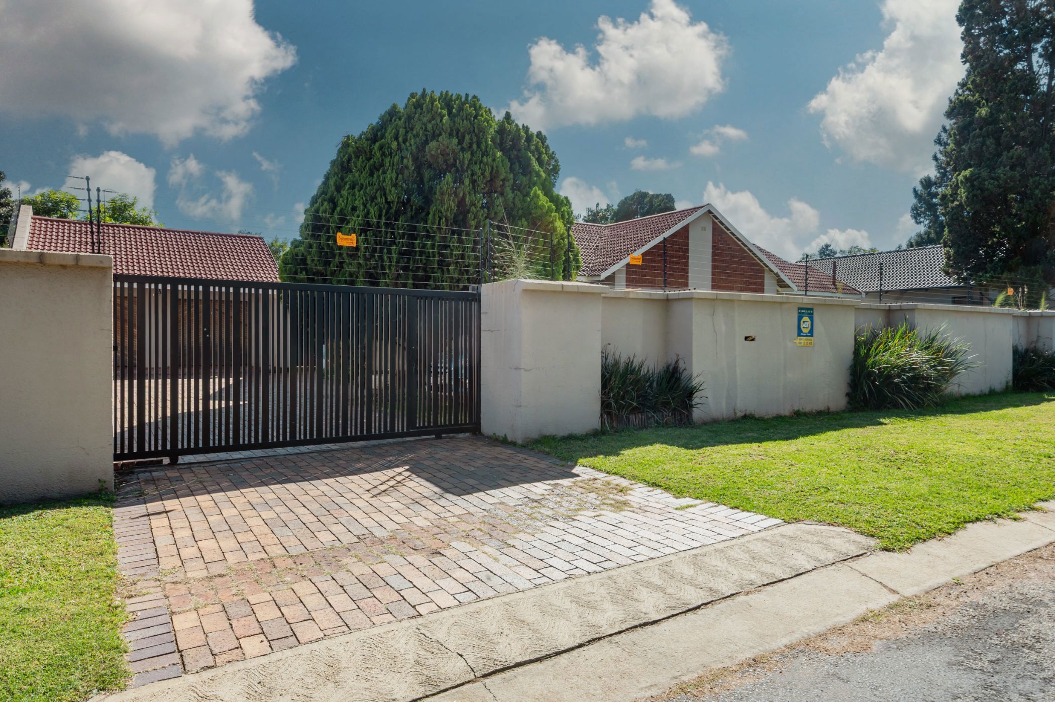 House sold in Brackendowns - 1GV1701131